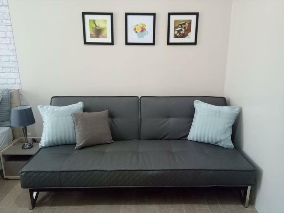 Eighty One Newport Boulevard مانيلا المظهر الخارجي الصورة
