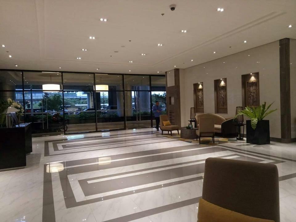Eighty One Newport Boulevard مانيلا المظهر الخارجي الصورة